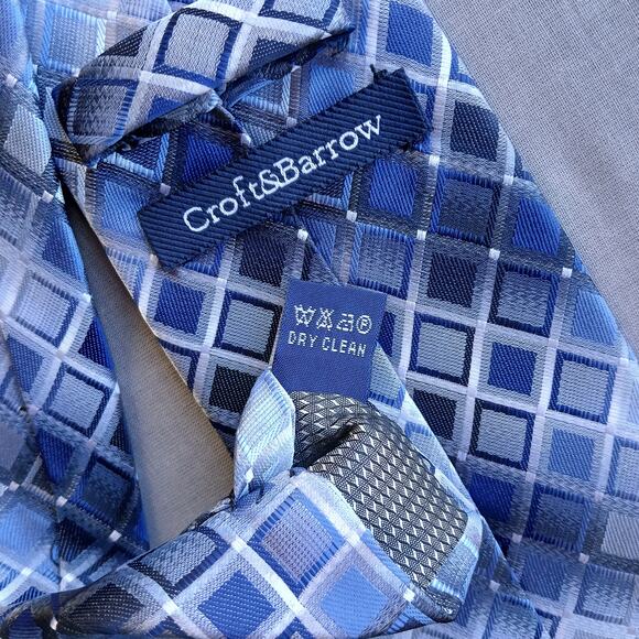 Croft & Barrow Geometric Blue Diamonds Necktie 60" L 3" W polyester handmade - Picture 5 of 7